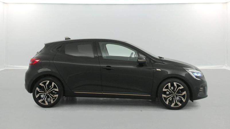 Vente en ligne Renault Clio 5 Clio TCe 140 - 21N au prix de 16 990 €