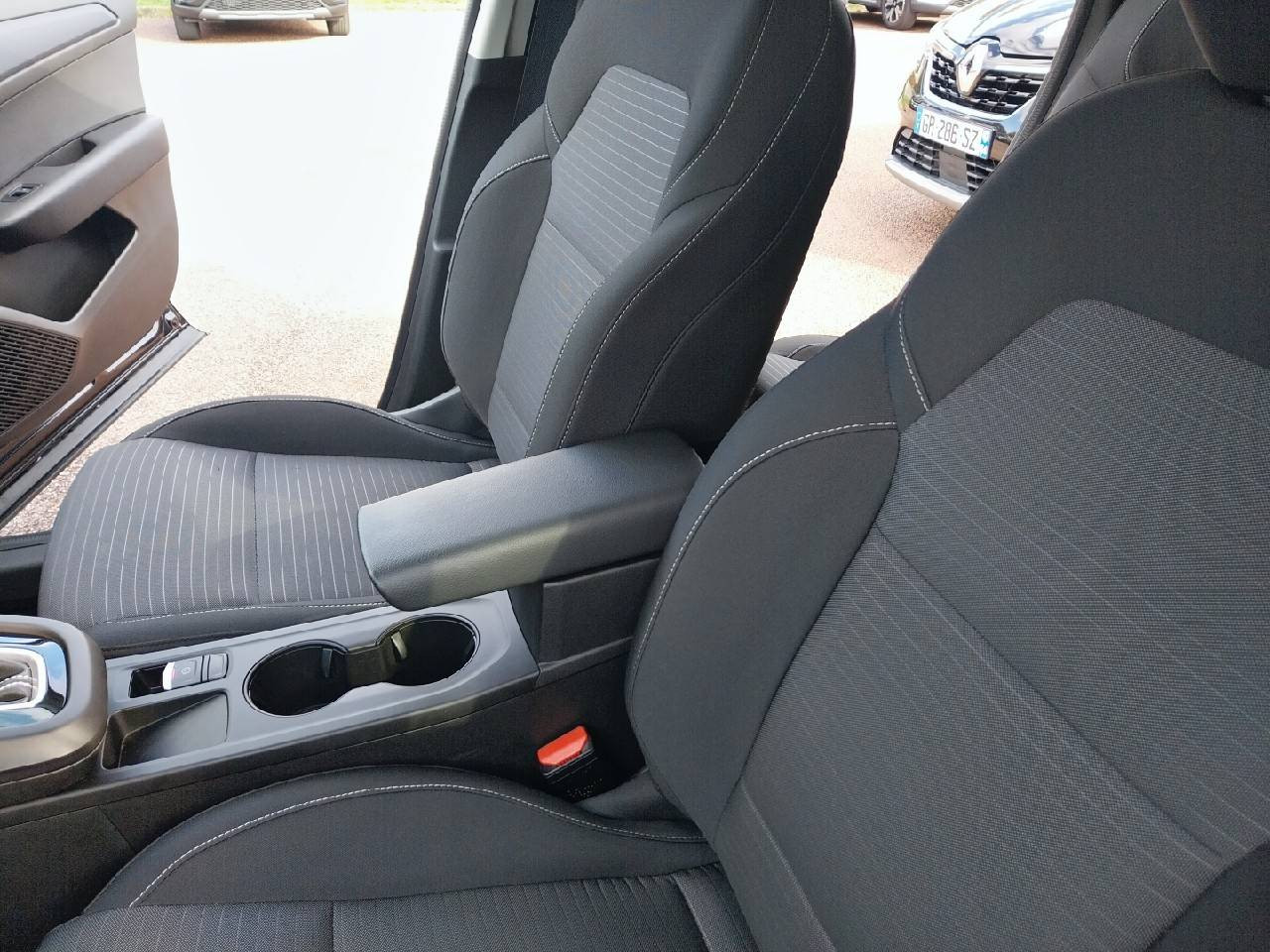 Vente en ligne Renault Arkana  TCe 140 EDC - 23 au prix de 21 390 €