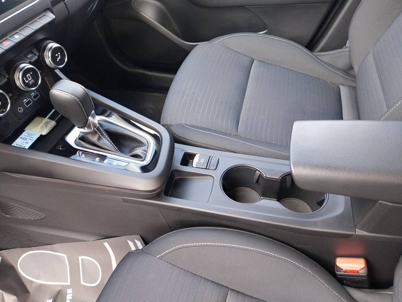 Vente en ligne Renault Arkana  TCe 140 EDC - 23 au prix de 21 390 €