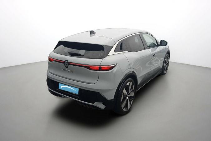 Vente en ligne Renault Megane E-Tech  EV60 220 ch super charge au prix de 25 490 €