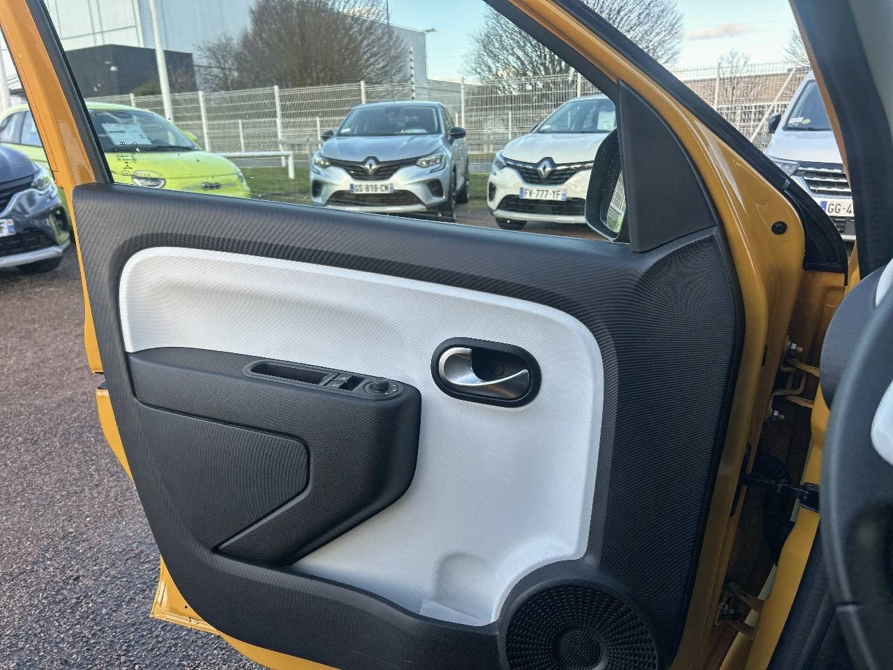 Vente en ligne Renault Twingo 3  SCe 65 au prix de 11 990 €