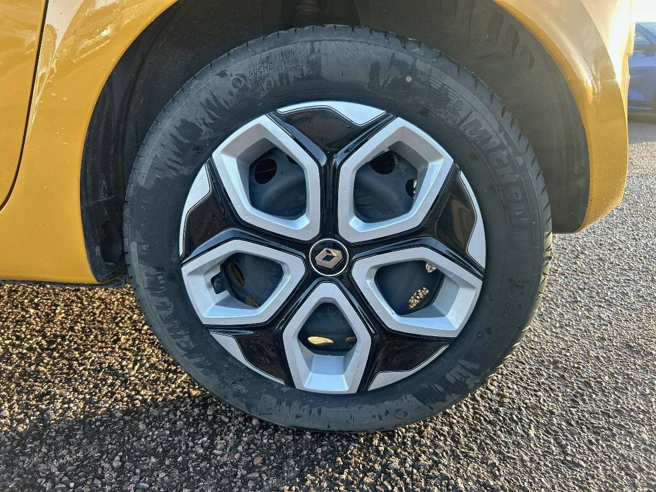 Vente en ligne Renault Twingo 3  SCe 65 au prix de 11 990 €