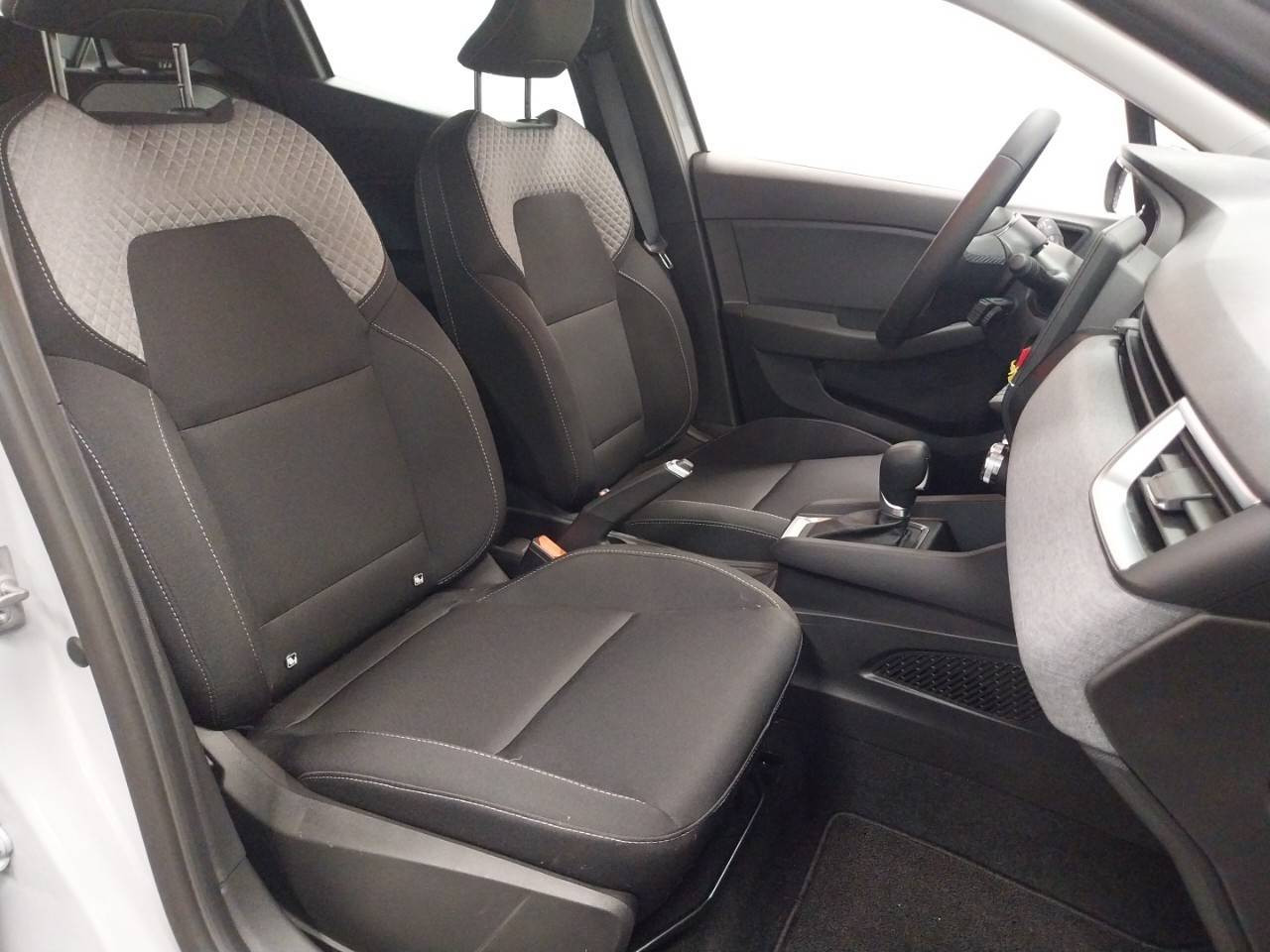 Vente en ligne Renault Clio 5 Clio E-Tech full hybrid 145 ch GSR2 au prix de 22 900 €