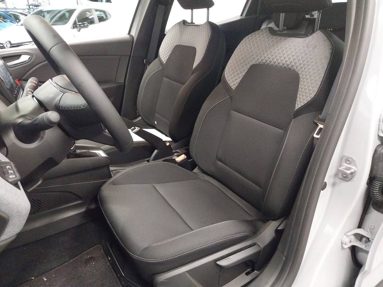 Vente en ligne Renault Clio 5 Clio E-Tech full hybrid 145 ch GSR2 au prix de 22 900 €