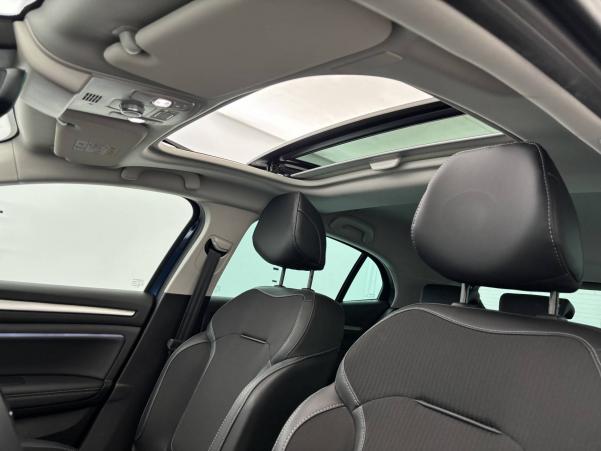 Vente en ligne Renault Megane 4 Mégane IV Berline TCe 140 EDC FAP - 21B au prix de 18 590 €