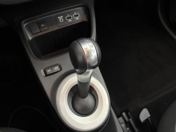 Vente en ligne Renault Twingo Electrique Twingo III E-Tech au prix de 12 490 €