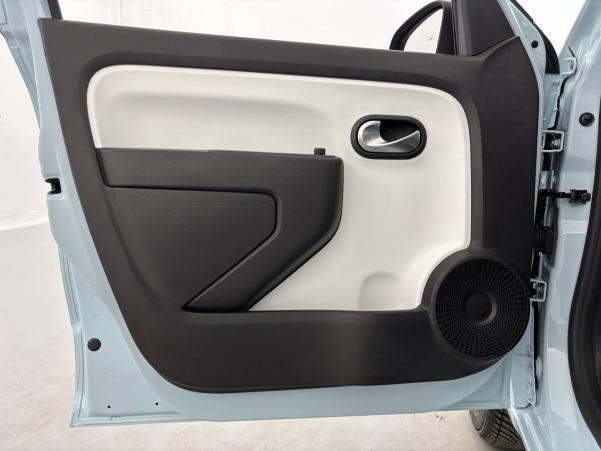 Vente en ligne Renault Twingo Electrique Twingo III E-Tech au prix de 12 490 €