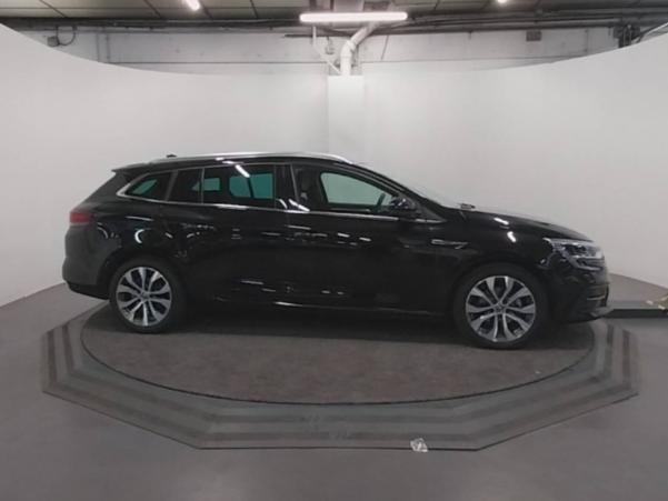 Vente en ligne Renault Megane 4 Estate  Blue dCi 115 EDC au prix de 24 590 €