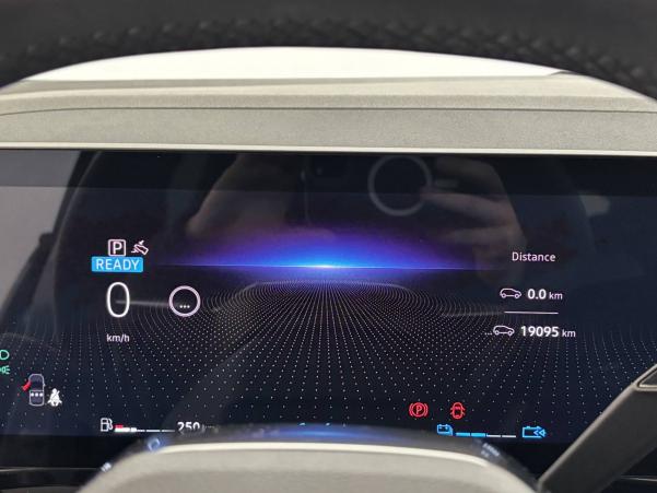Vente en ligne Renault Austral  E-Tech hybrid 200 au prix de 34 990 €