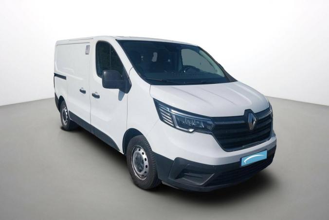 Vente en ligne Renault Trafic 3 Fourgon TRAFIC FGN L1H1 2800 KG BLUE DCI 110 au prix de 20 590 €