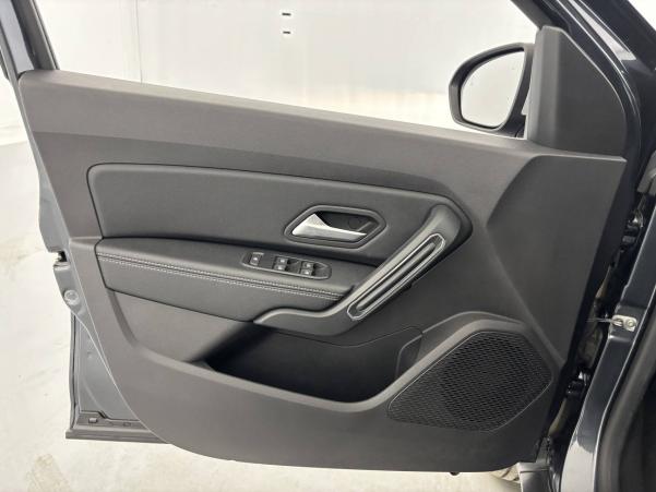 Vente en ligne Dacia Duster  TCe 150 FAP 4x2 au prix de 14 990 €