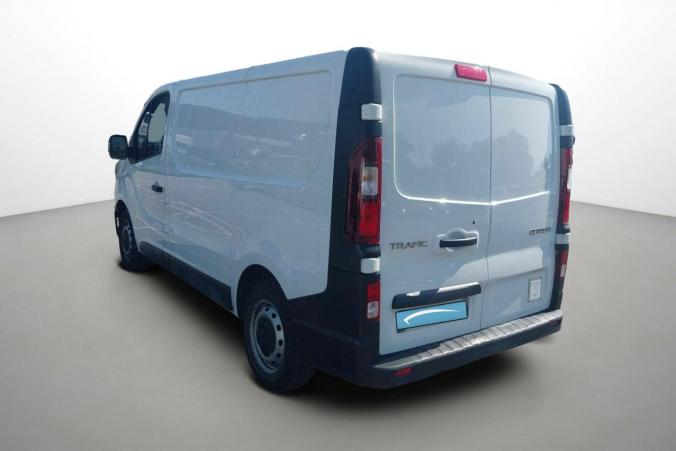 Vente en ligne Renault Trafic 3 Fourgon TRAFIC FGN L1H1 2800 KG BLUE DCI 110 au prix de 20 590 €