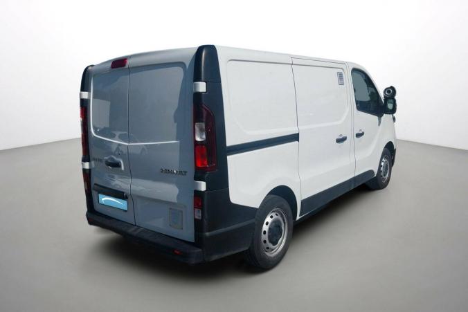 Vente en ligne Renault Trafic 3 Fourgon TRAFIC FGN L1H1 2800 KG BLUE DCI 110 au prix de 20 590 €