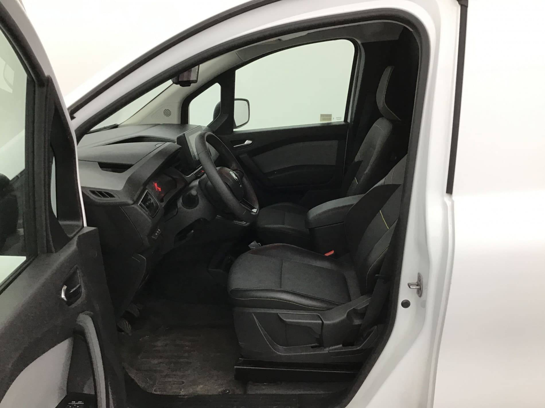 Vente en ligne Renault Kangoo Van  TCE 130 au prix de 17 990 €