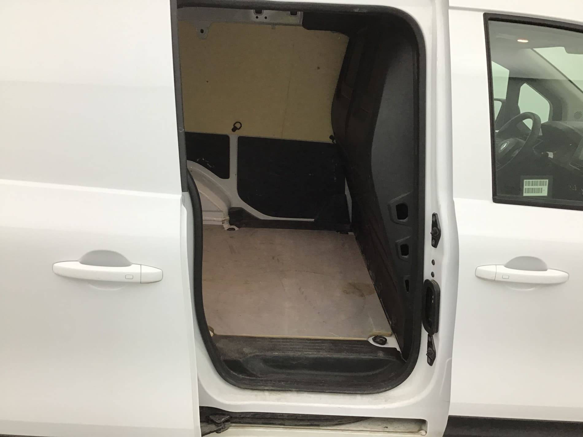 Vente en ligne Renault Kangoo Van  TCE 130 au prix de 17 990 €