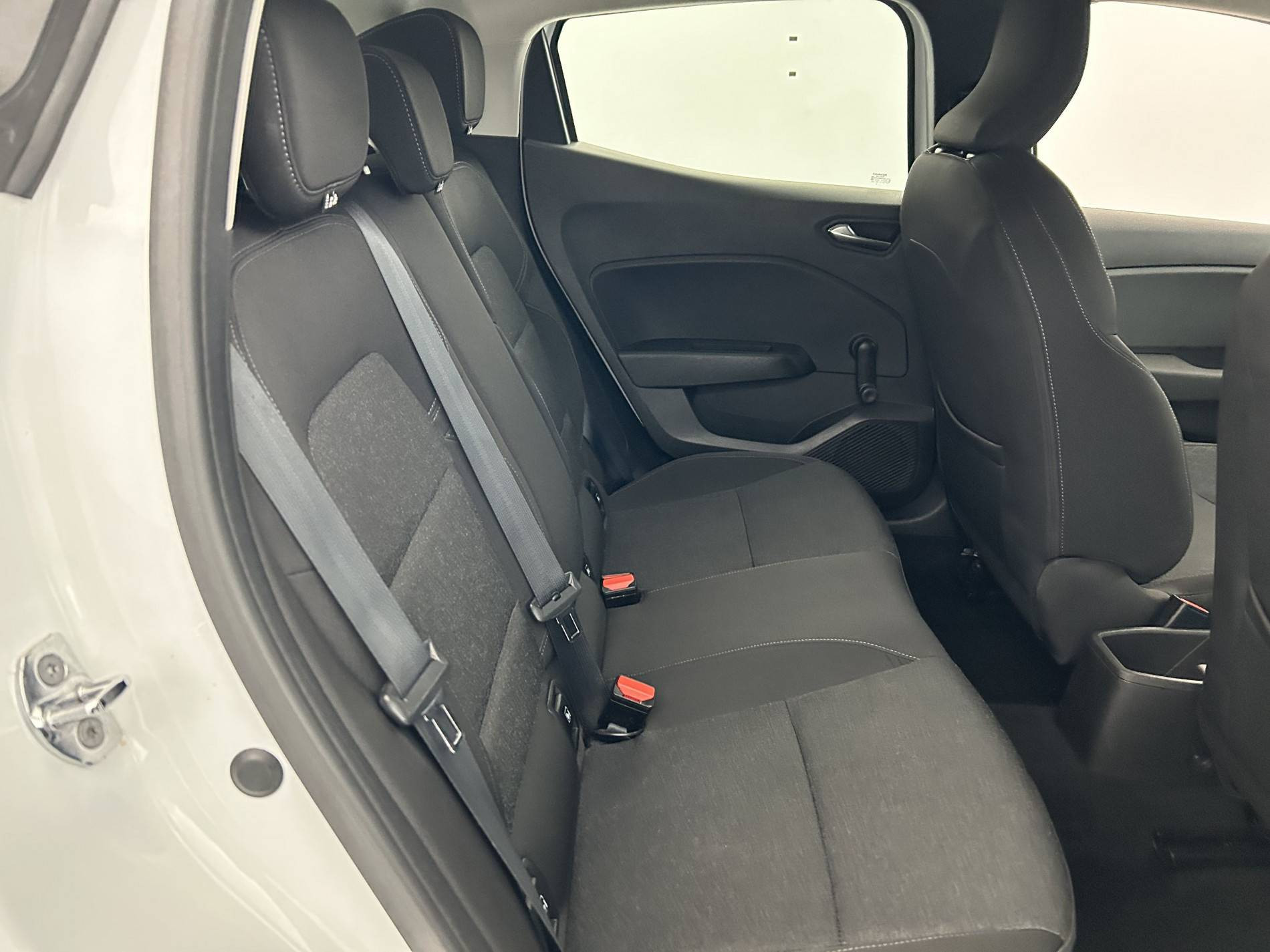 Vente en ligne Renault Clio 5 Clio TCe 90 - 21N au prix de 13 990 €