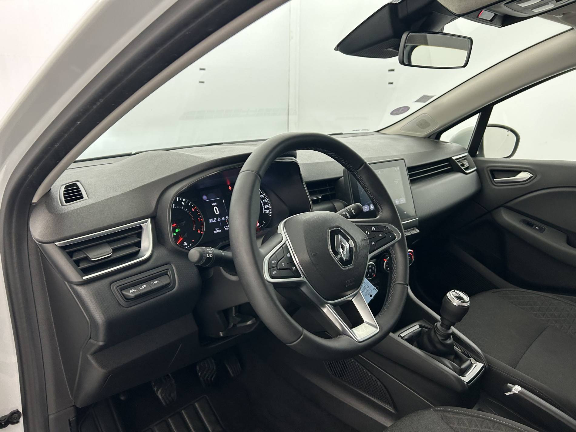 Vente en ligne Renault Clio 5 Clio TCe 90 - 21N au prix de 13 990 €