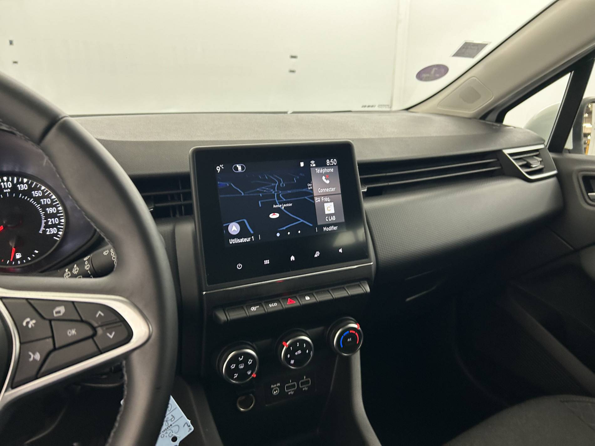 Vente en ligne Renault Clio 5 Clio TCe 90 - 21N au prix de 13 990 €