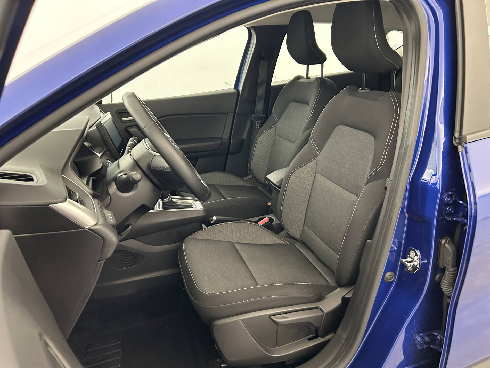 Vente en ligne Renault Captur  E-Tech 145 - 21 au prix de 18 290 €