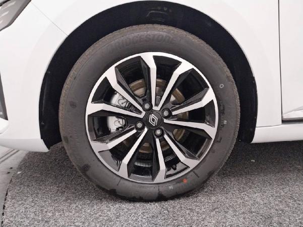 Vente en ligne Renault Clio 5 Clio E-Tech full hybrid 145 ch GSR2 au prix de 24 924 €