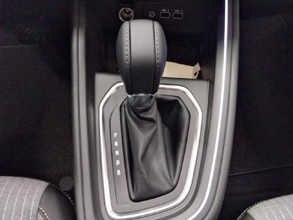 Vente en ligne Renault Clio 5 Clio E-Tech full hybrid 145 ch GSR2 au prix de 24 924 €
