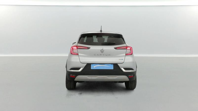Vente en ligne Renault Captur  E-Tech Plug-in 160 au prix de 19 990 €