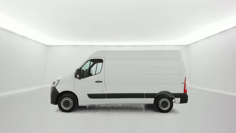 Vente en ligne Renault Master Fourgon MASTER FGN TRAC F3500 L2H2 BLUE DCI 135 au prix de 27 990 €