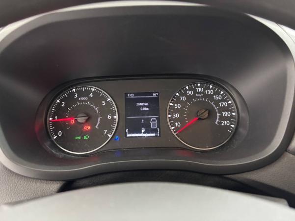Vente en ligne Renault Master Fourgon MASTER FGN TRAC F3500 L2H2 BLUE DCI 135 au prix de 27 990 €