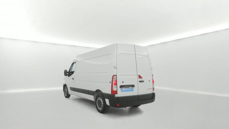 Vente en ligne Renault Master Fourgon MASTER FGN TRAC F3500 L2H2 BLUE DCI 135 au prix de 27 990 €