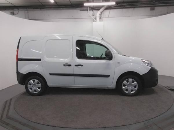 Vente en ligne Renault Kangoo Express  BLUE DCI 80 au prix de 13 990 €