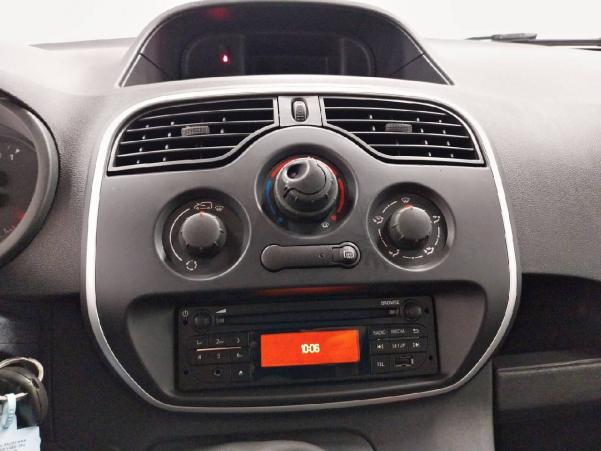 Vente en ligne Renault Kangoo Express  BLUE DCI 80 au prix de 13 990 €