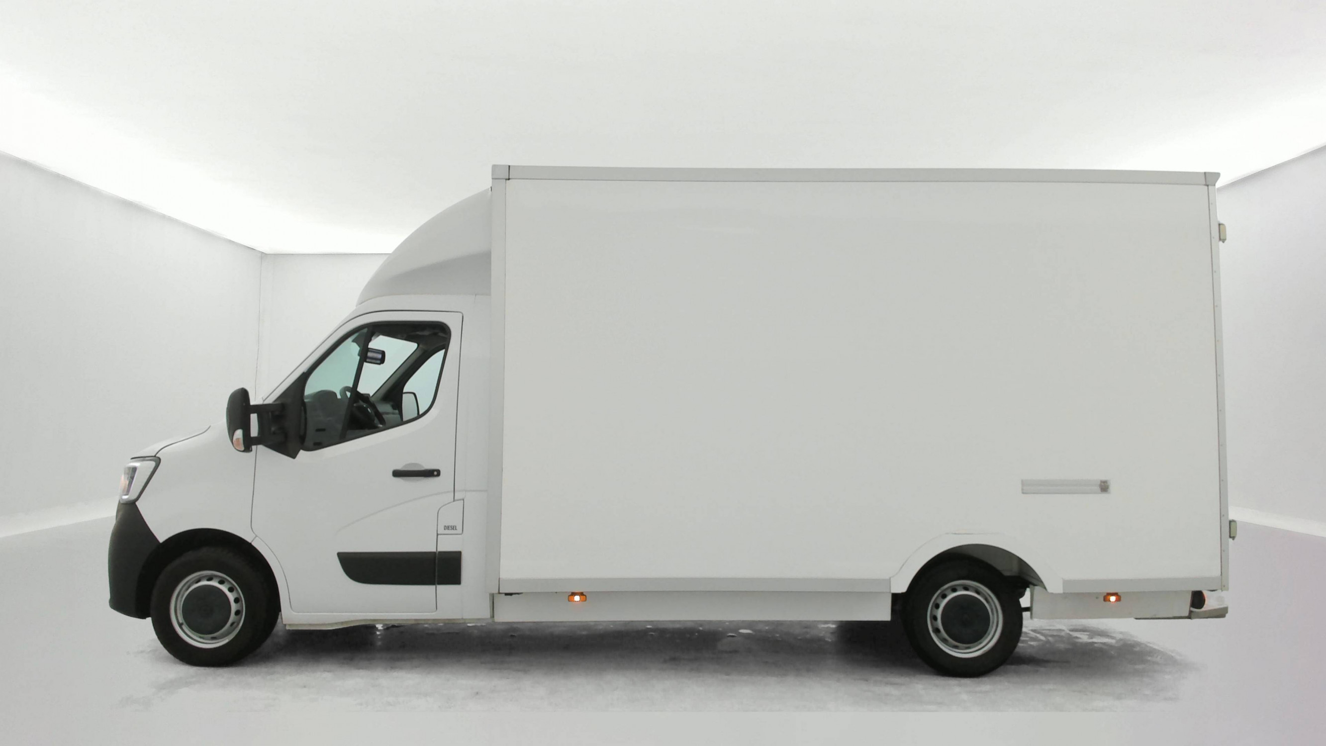 Vente en ligne Renault Master 3 Châssis Cabine MASTER PHC TRAC F3500 L3H1 BLUE DCI 145 EURO VI au prix de 32 990 €