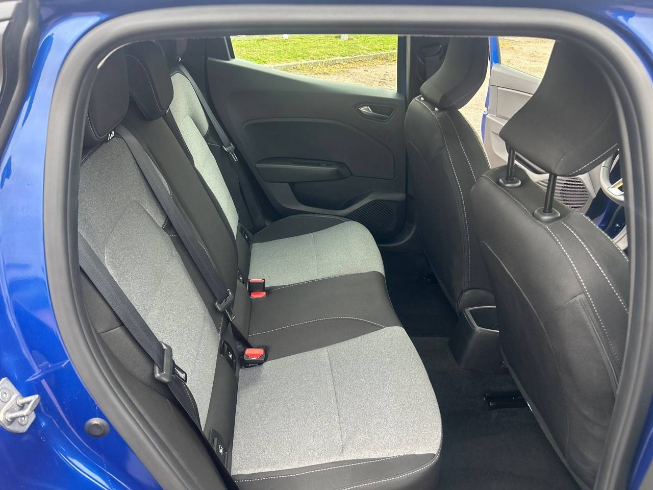 Vente en ligne Renault Clio 5 Clio Blue dCi 100 ch GSR2 au prix de 17 990 €