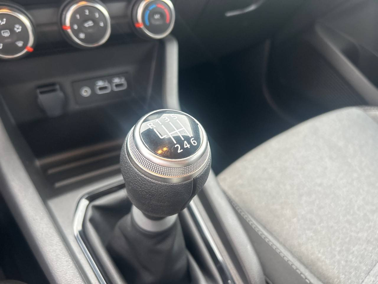 Vente en ligne Renault Clio 5 Clio Blue dCi 100 ch GSR2 au prix de 17 990 €