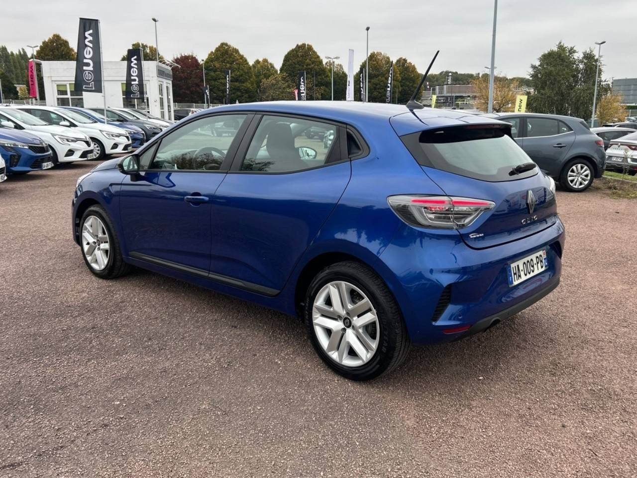 Vente en ligne Renault Clio 5 Clio Blue dCi 100 ch GSR2 au prix de 17 990 €