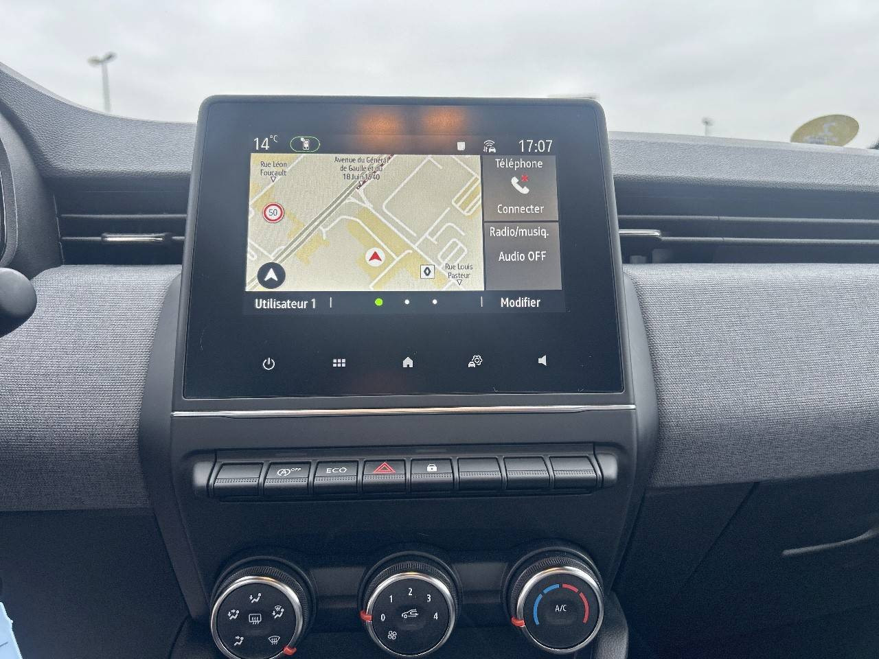 Vente en ligne Renault Clio 5 Clio Blue dCi 100 ch GSR2 au prix de 17 990 €