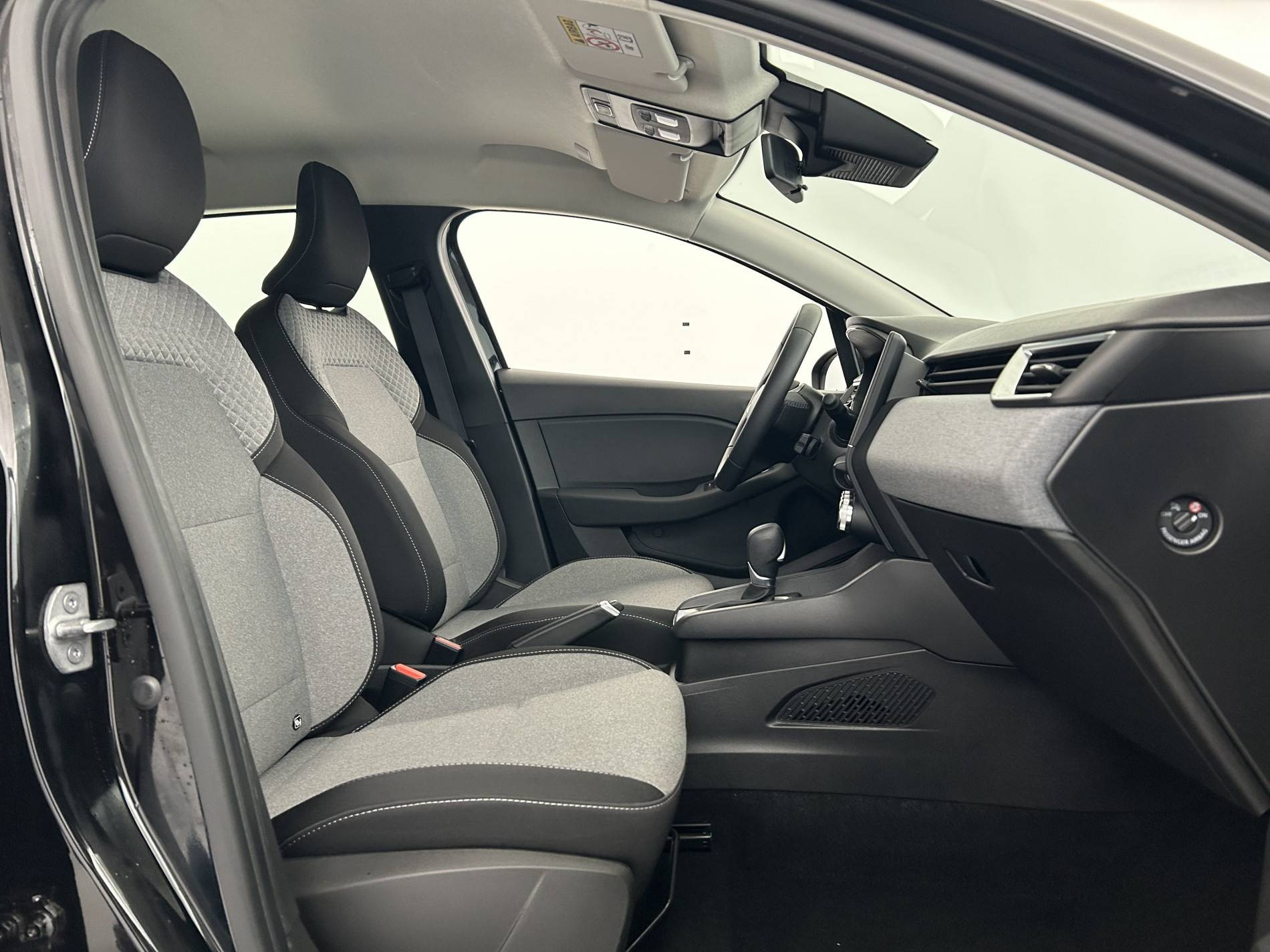 Vente en ligne Renault Clio 5 Clio E-Tech full hybrid 145 ch GSR2 au prix de 20 990 €