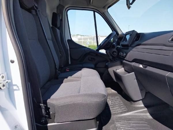 Vente en ligne Renault Master 3 Fourgon MASTER FGN TRAC F3500 L2H2 BLUE DCI 135 au prix de 35 910 €