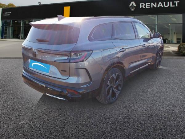 Vente en ligne Renault Nouveau Espace Espace E-Tech hybrid 200 au prix de 40 990 €