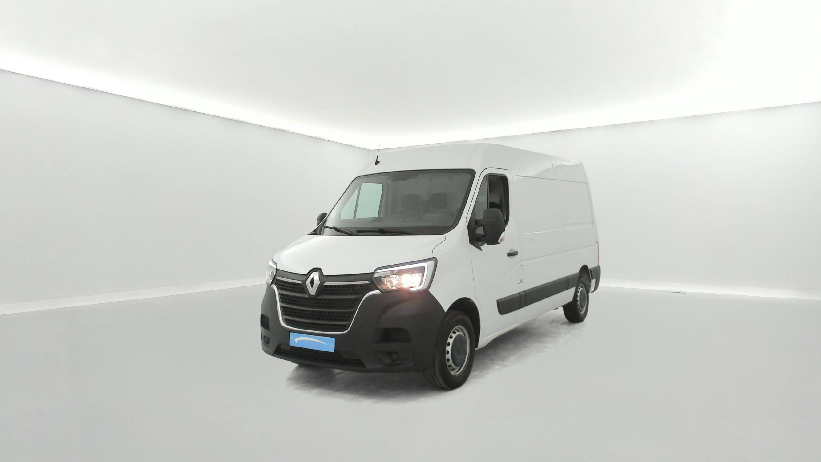 Renault Master Fourgon MASTER FGN TRAC F3500 L2H2 BLUE DCI 135 occasion de 2023 en vente à Caen