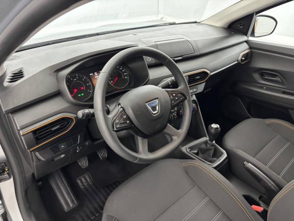 Vente en ligne Dacia Sandero  ECO-G 100 au prix de 14 390 €