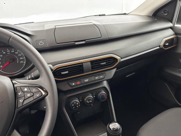 Vente en ligne Dacia Sandero  ECO-G 100 au prix de 14 390 €