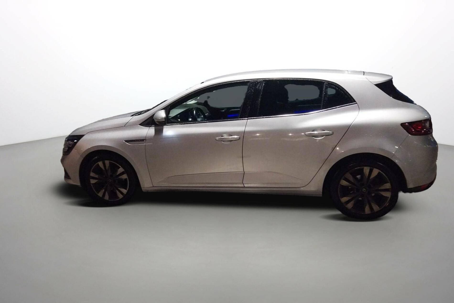 Vente en ligne Renault Megane 4 Mégane IV Berline Blue dCi 115 EDC au prix de 14 990 €