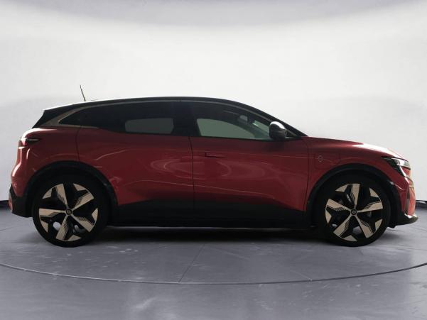Vente en ligne Renault Megane E-Tech  EV60 220 ch super charge au prix de 26 990 €