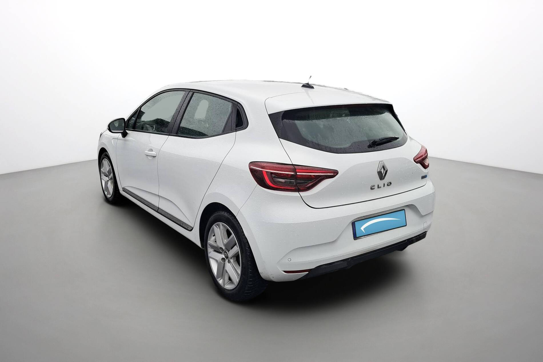 Vente en ligne Renault Clio 5 Clio E-Tech 140 - 21N au prix de 11 990 €