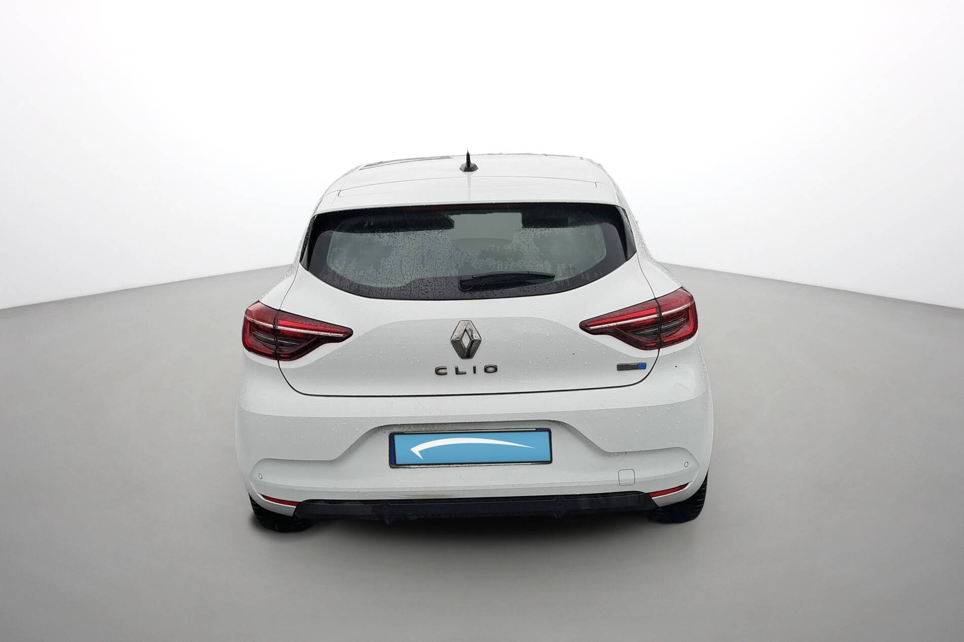 Vente en ligne Renault Clio 5 Clio E-Tech 140 - 21N au prix de 11 990 €