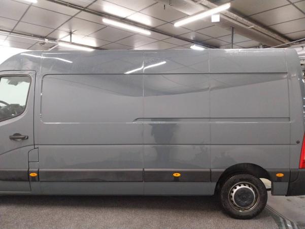 Vente en ligne Renault Master 3 Fourgon MASTER FGN TRAC F3500 L3H2 BLUE DCI 150 au prix de 25 490 €