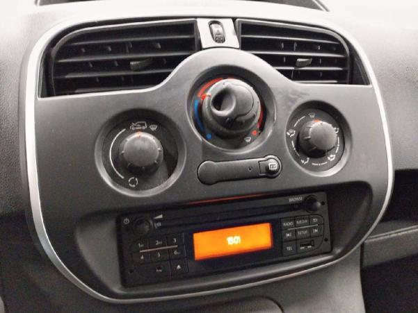 Vente en ligne Renault Kangoo Express  BLUE DCI 80 au prix de 12 990 €