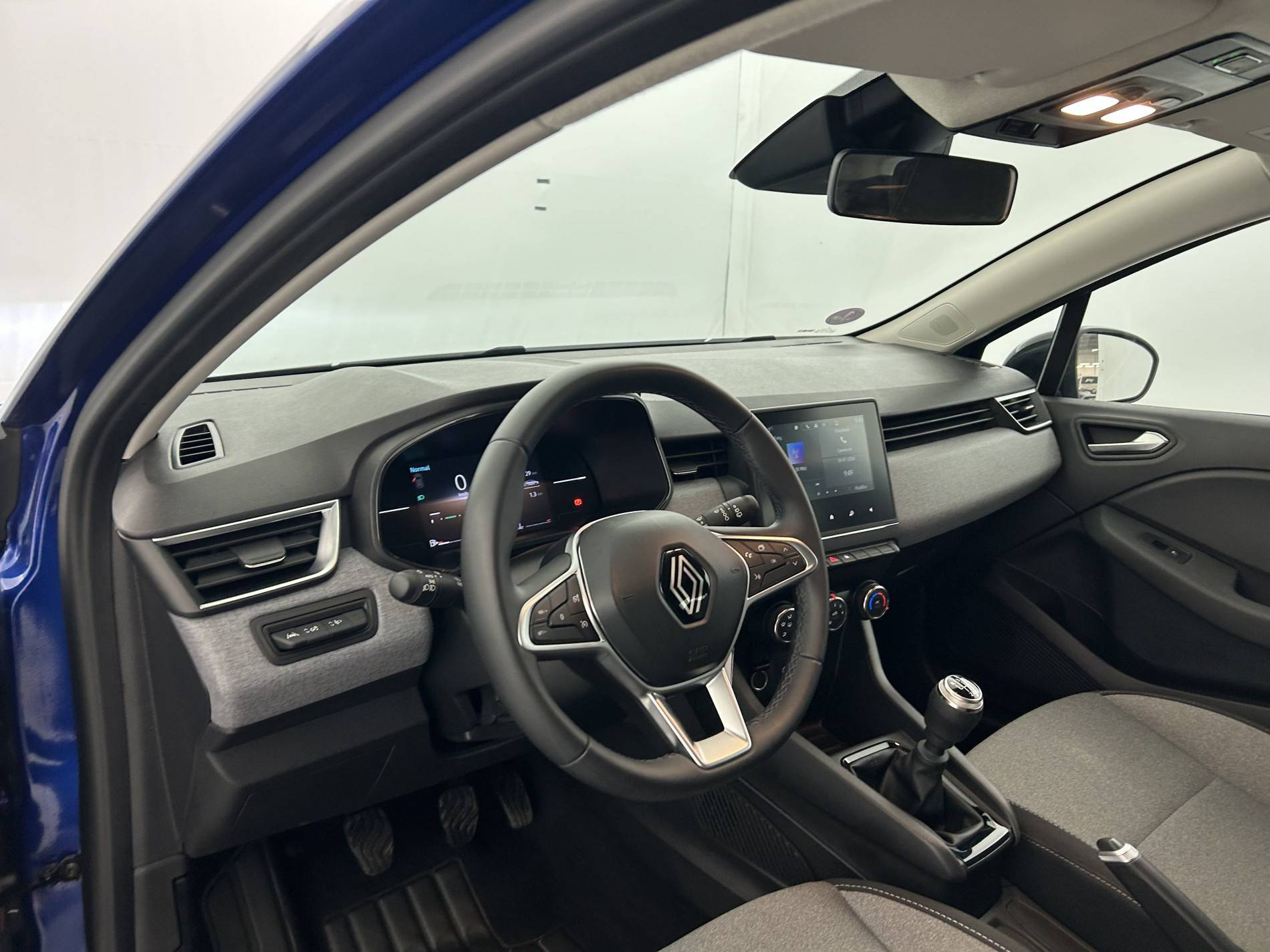 Vente en ligne Renault Clio 5 Clio TCe 90 au prix de 16 390 €