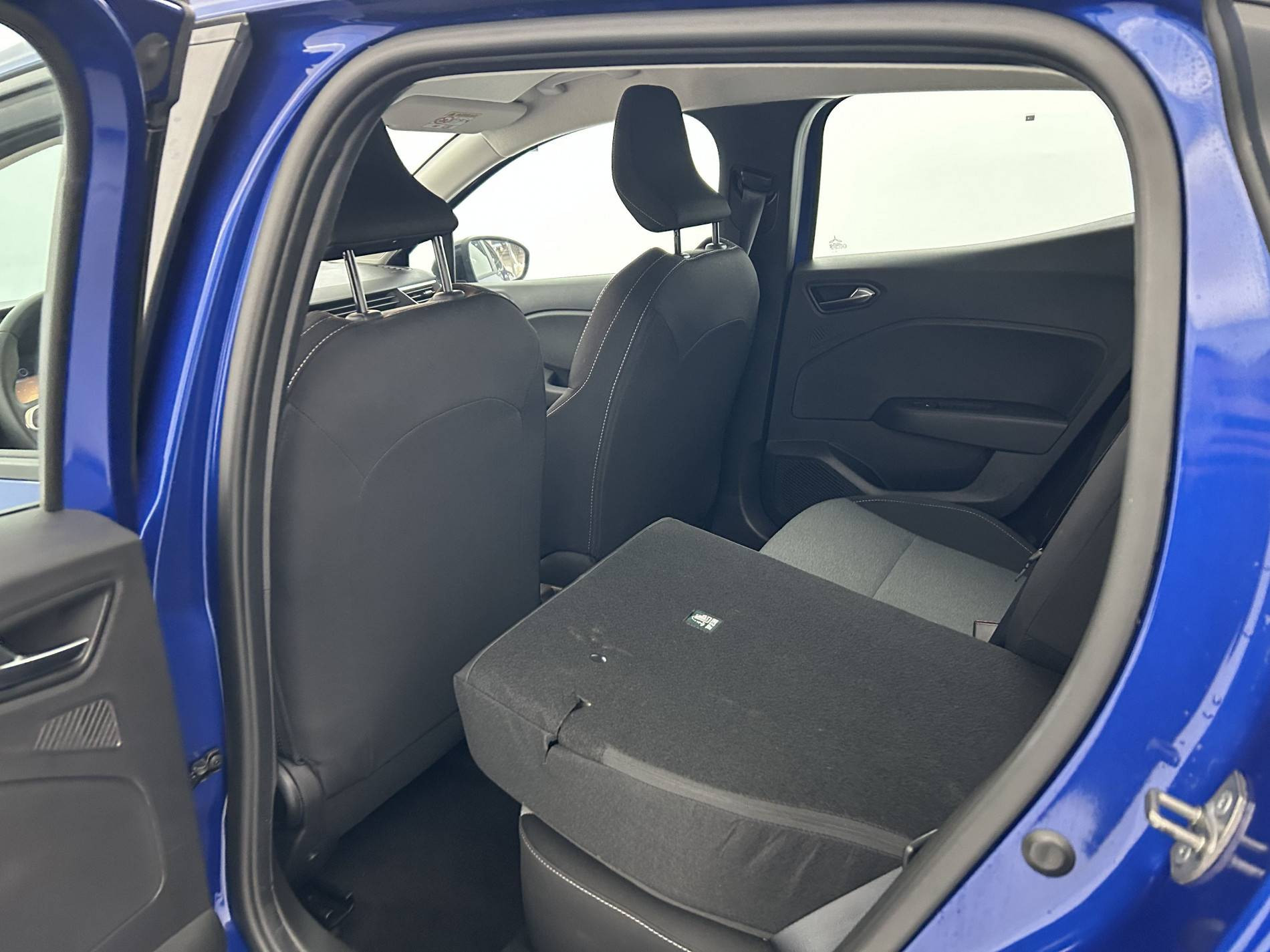 Vente en ligne Renault Clio 5 Clio TCe 90 au prix de 16 390 €